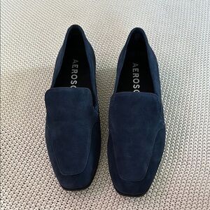 AEROSOLES Navy Suede Loafers